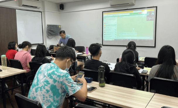 Physics Academy Singapore Jurong East Tuition Centre