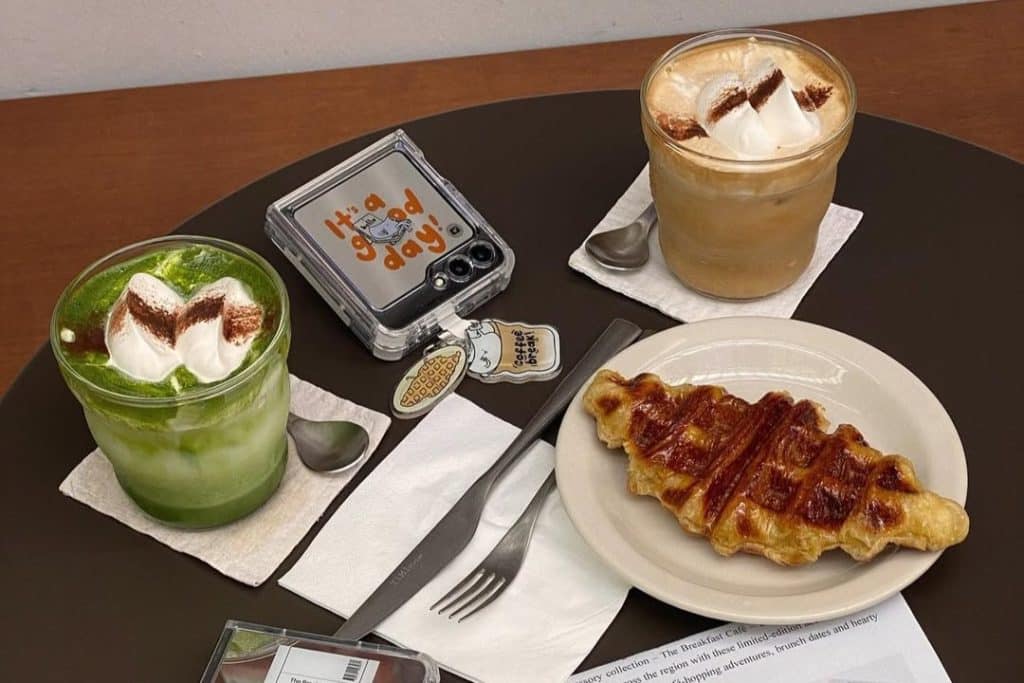 Hellu Coffee Amoy Street Cafe